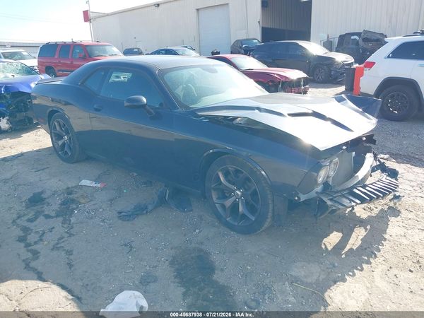 2018 DODGE CHALLENGER SXT