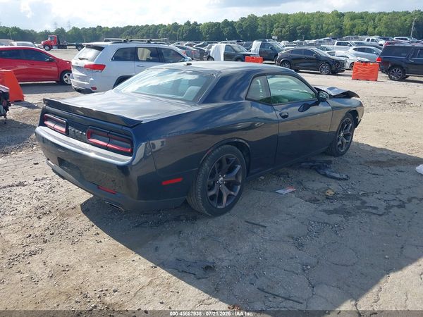 2018 DODGE CHALLENGER SXT