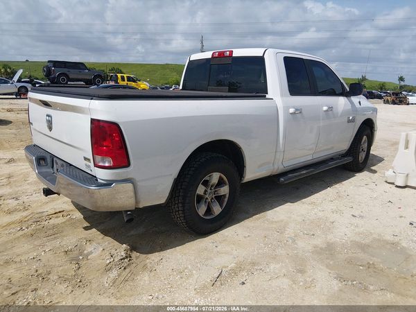 2017 RAM 1500 SLT  4X2 6'4 BOX