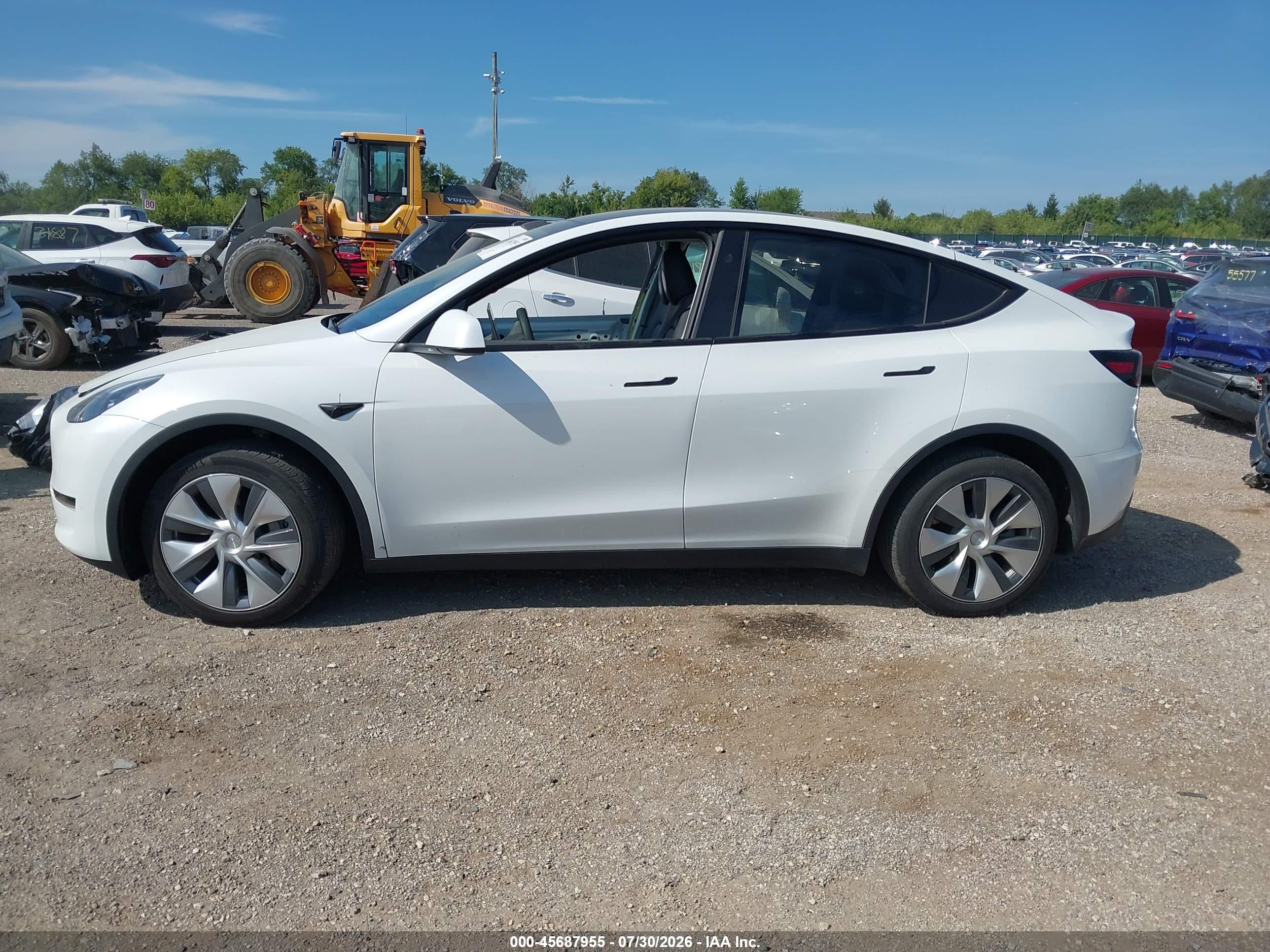 2023 TESLA MODEL Y