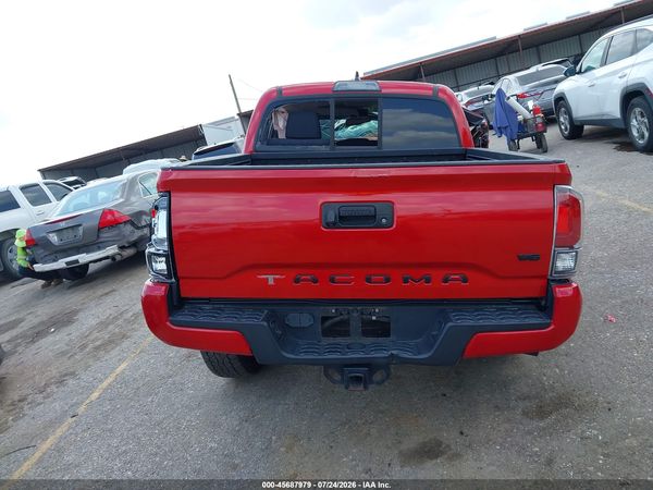 2017 TOYOTA TACOMA SR5 V6