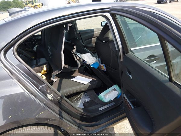 2016 ACURA TLX Base