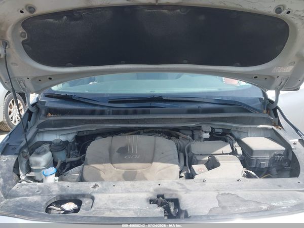 2016 KIA SEDONA LX