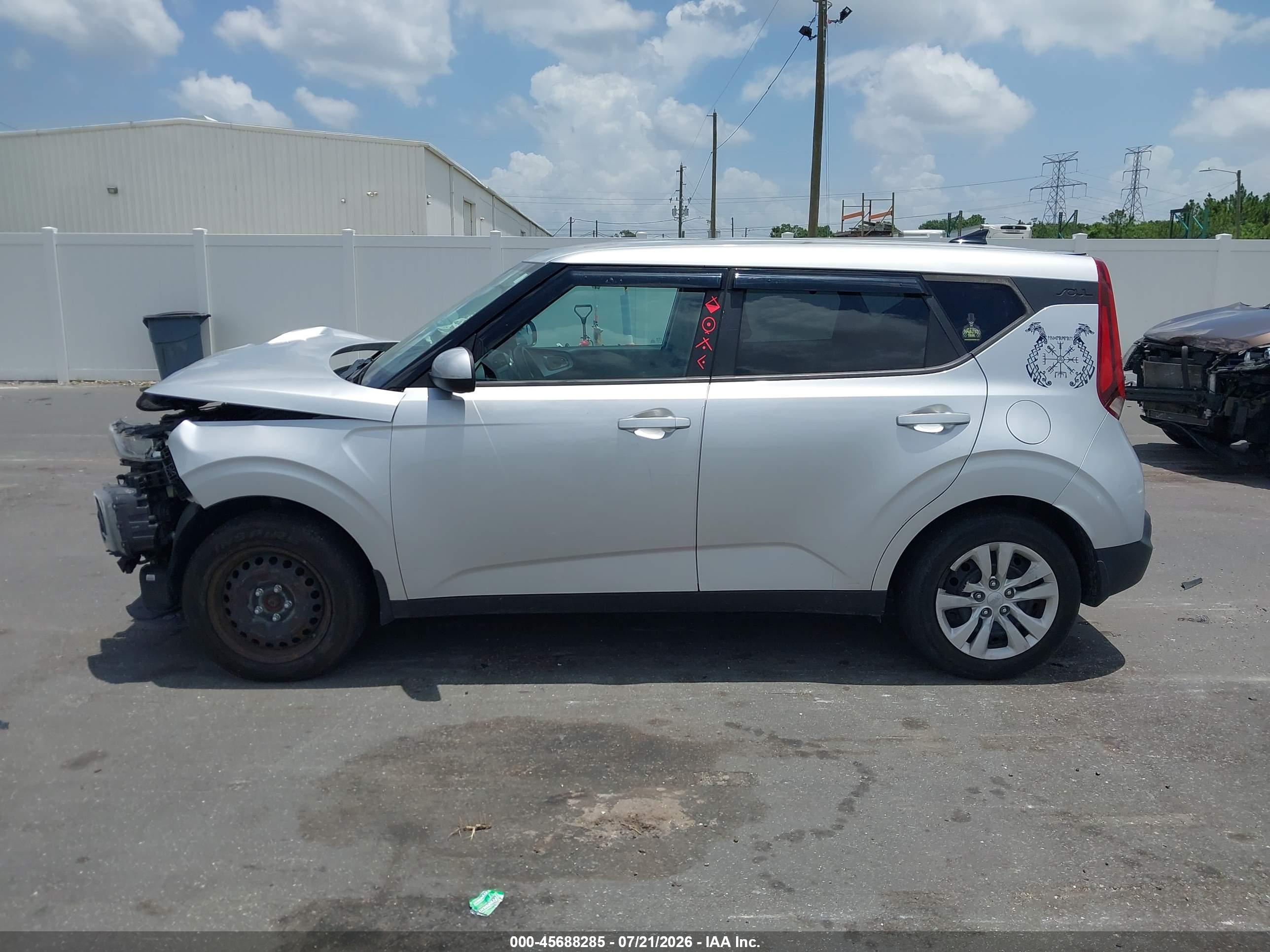 2020 KIA SOUL LX