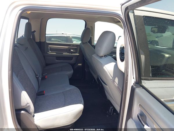 2016 RAM 1500 SLT