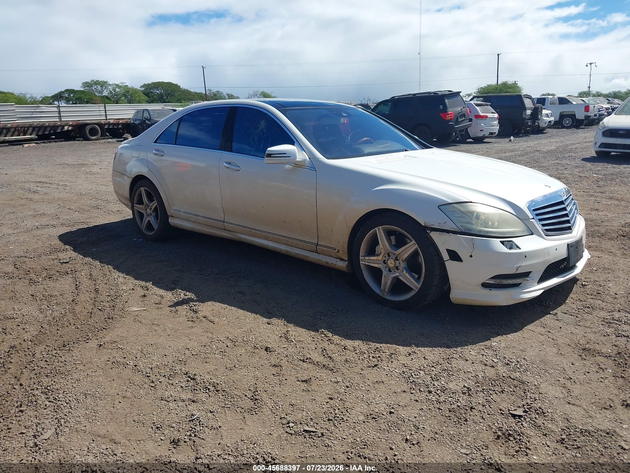 2011 MERCEDES-BENZ S 550 S550