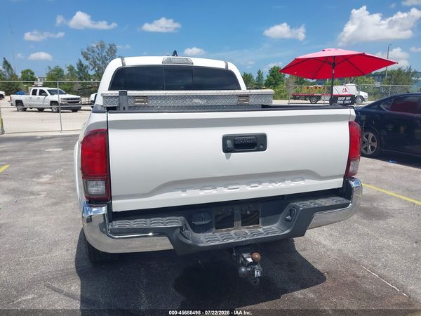 2020 TOYOTA TACOMA SR5 V6