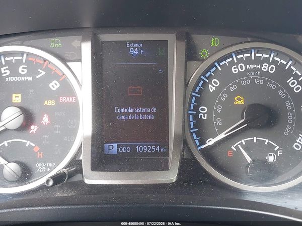 2020 TOYOTA TACOMA SR5 V6