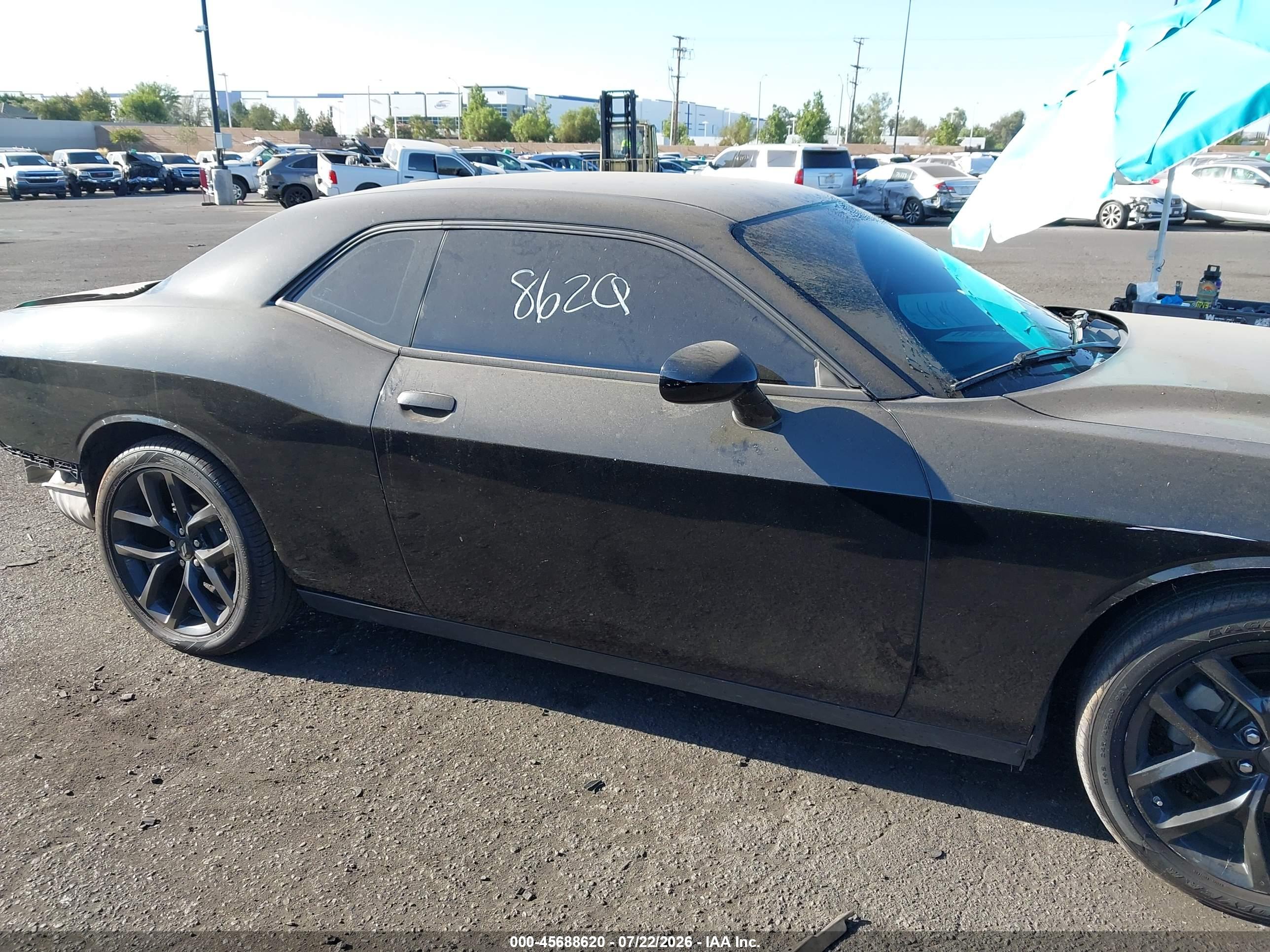 2022 DODGE CHALLENGER SXT