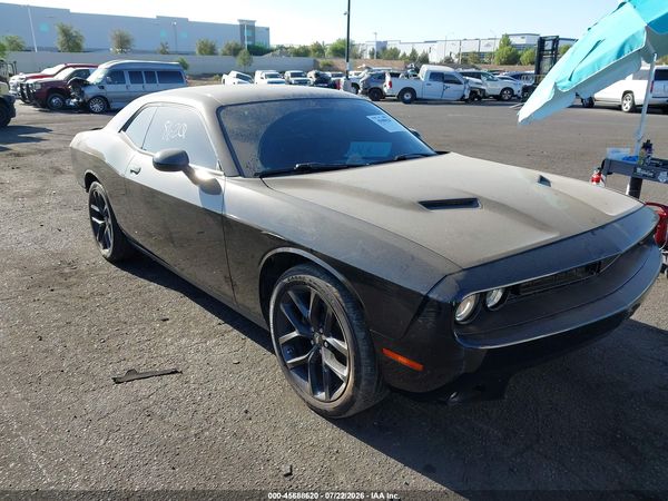 2022 DODGE CHALLENGER SXT