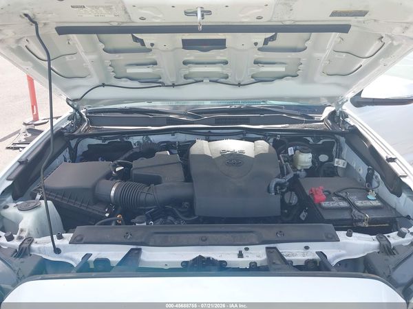 2022 TOYOTA TACOMA SR5 V6