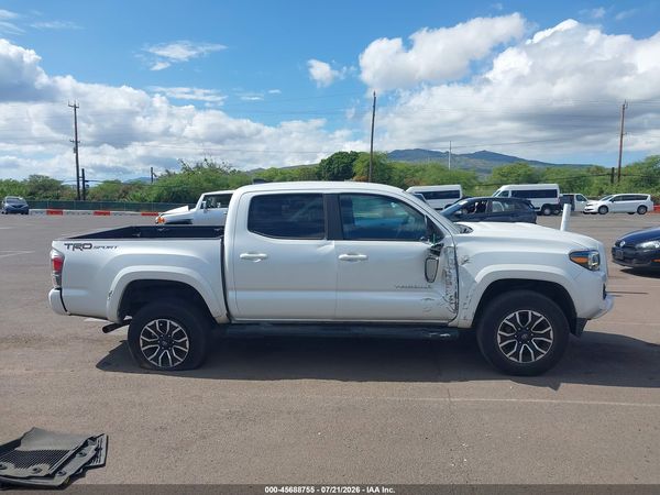 2022 TOYOTA TACOMA SR5 V6