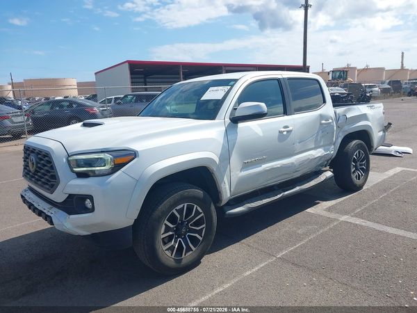 2022 TOYOTA TACOMA SR5 V6