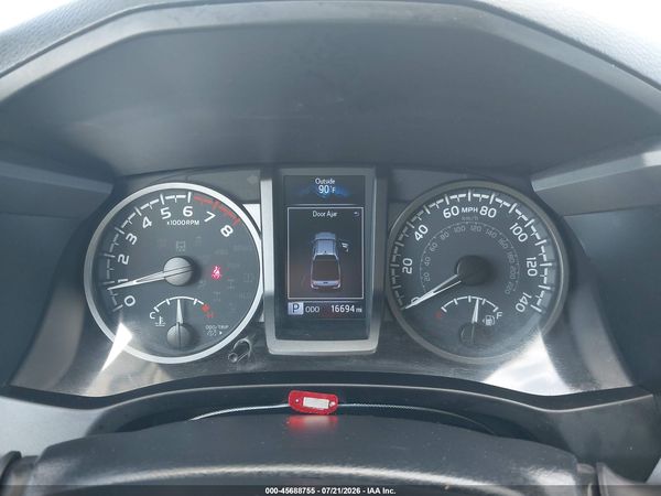 2022 TOYOTA TACOMA SR5 V6
