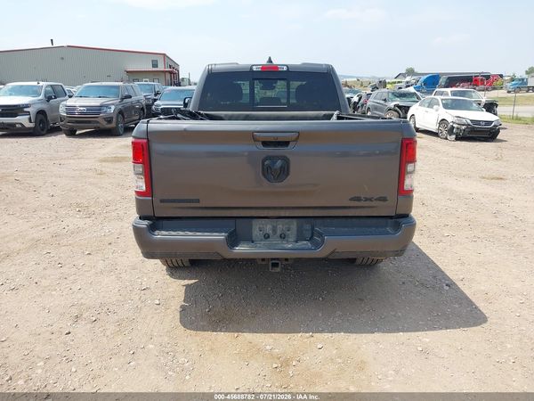 2022 RAM 1500 BIG HORN  4X4 6'4 BOX