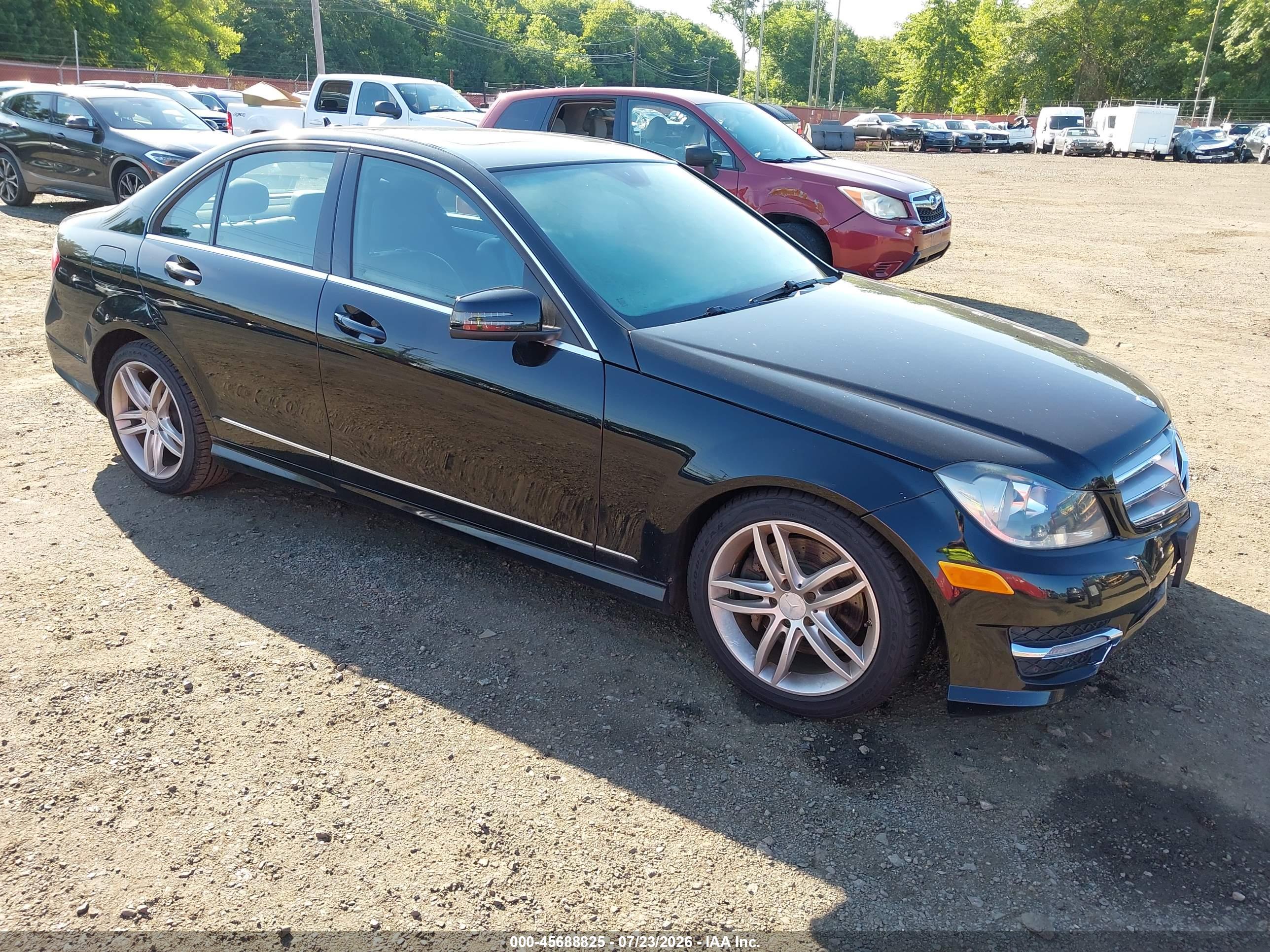 2013 MERCEDES-BENZ C 300 SPORT 4MATIC