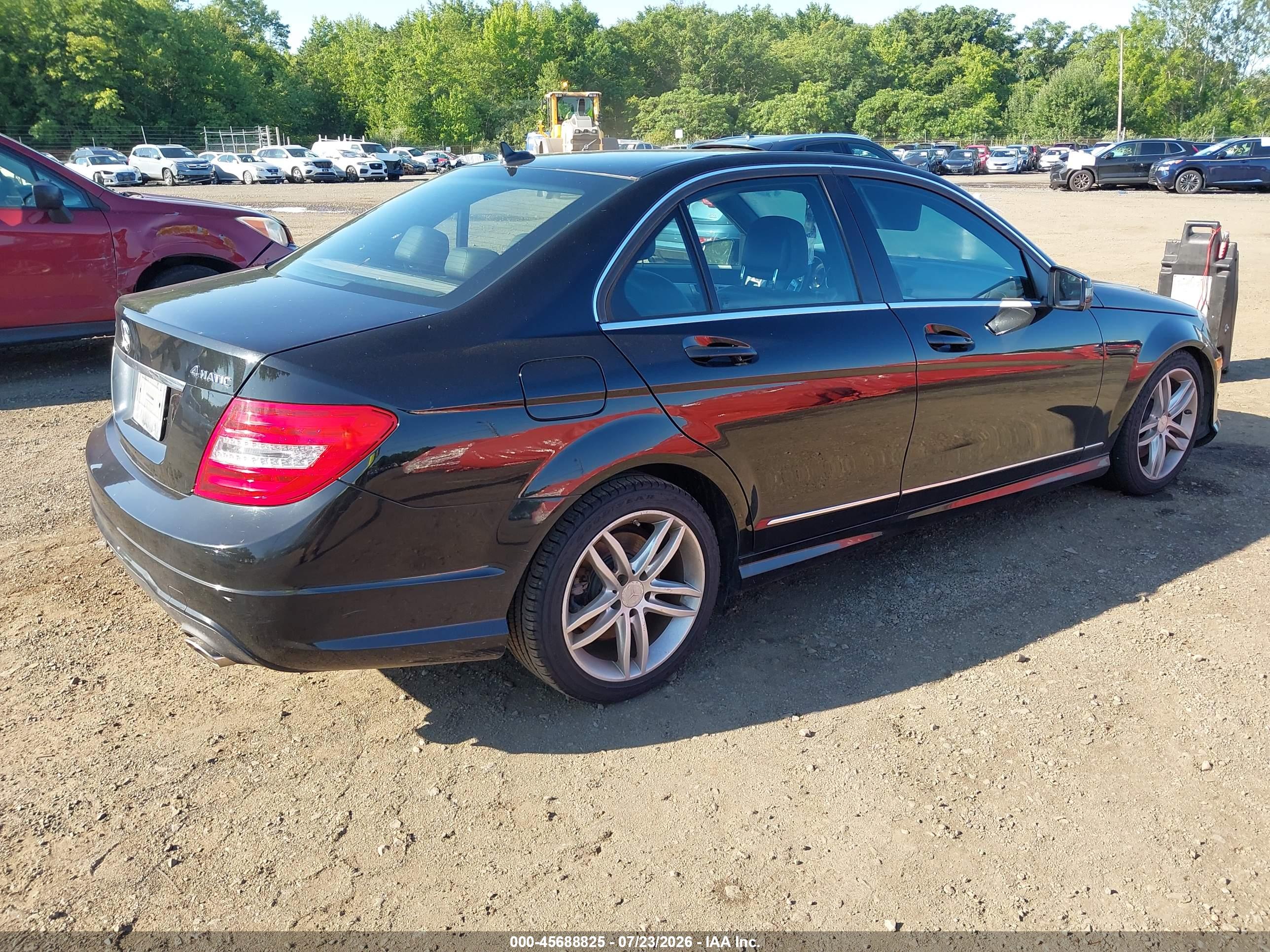 2013 MERCEDES-BENZ C 300 SPORT 4MATIC