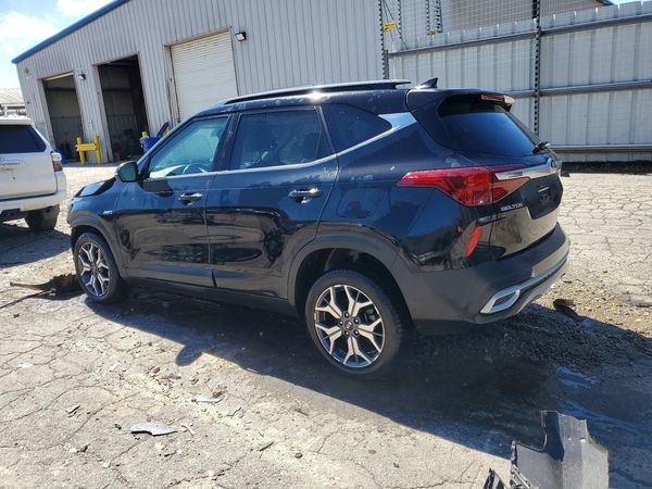 2021 KIA SELTOS EX