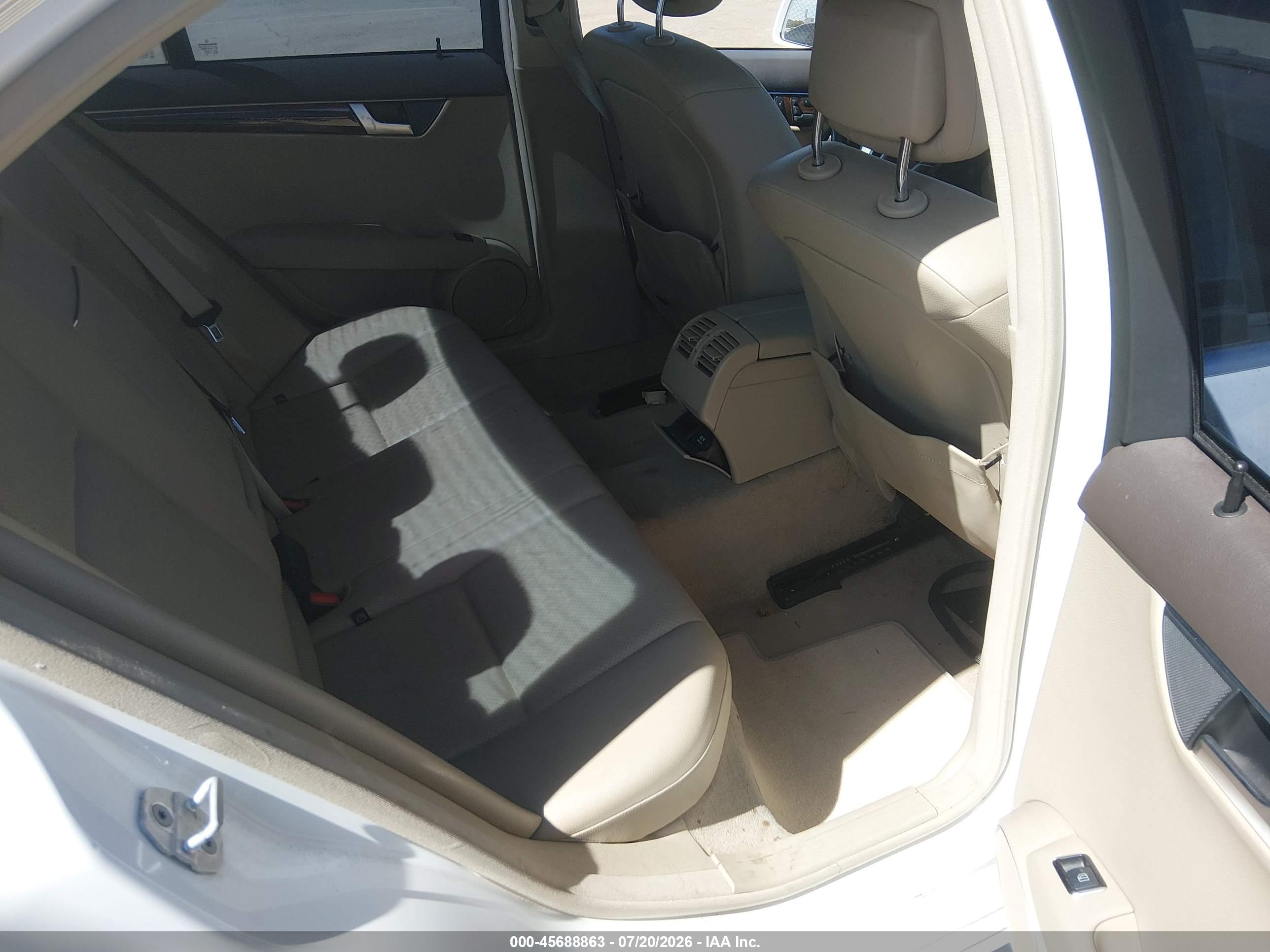 2014 MERCEDES-BENZ C 250 SPORT