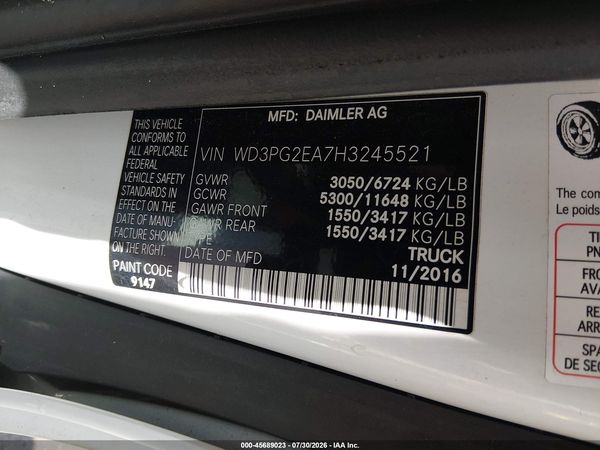 2017 MERCEDES-BENZ METRIS