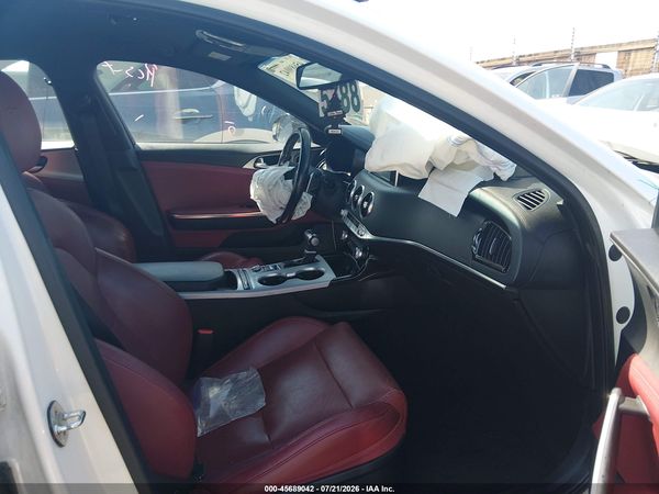2019 KIA STINGER GT