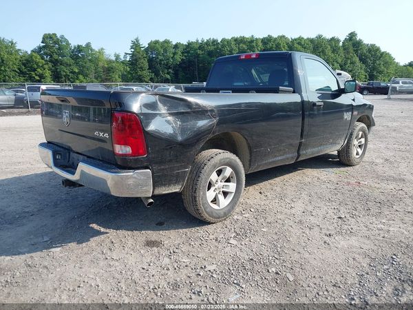 2019 RAM 1500 CLASSIC TRADESMAN  4X4 8' BOX