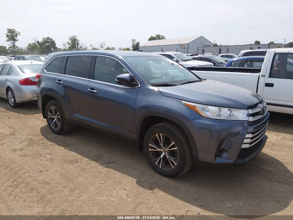 2019 TOYOTA HIGHLANDER LE