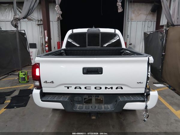2018 TOYOTA TACOMA SR V6