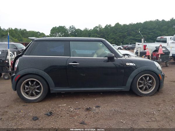 2012 MINI COOPER S