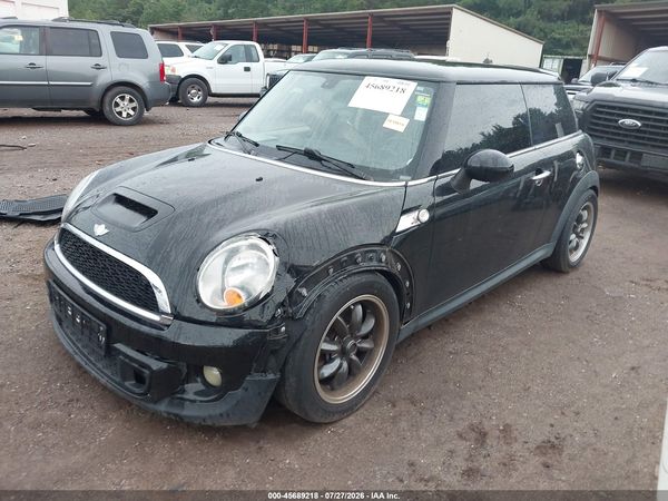 2012 MINI COOPER S
