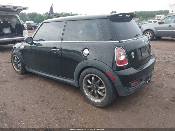 2012 MINI COOPER S
