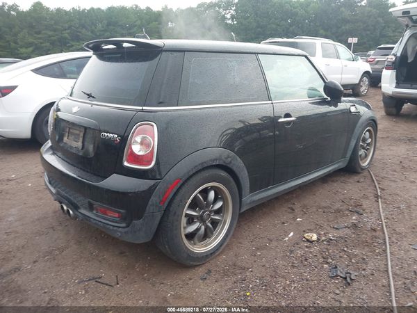 2012 MINI COOPER S