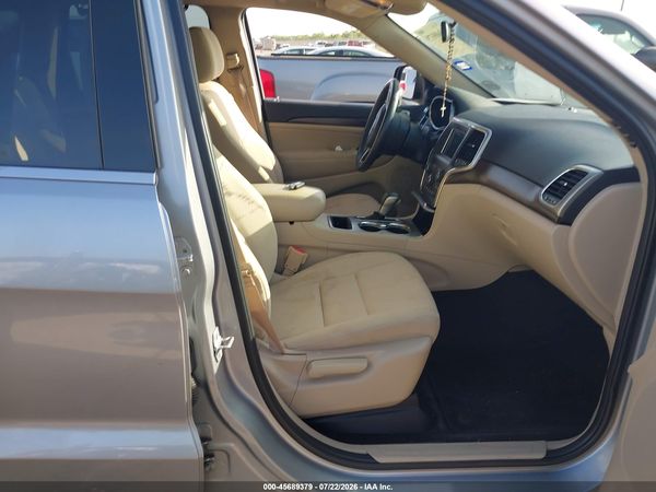 2018 JEEP GRAND CHEROKEE LAREDO 4X2