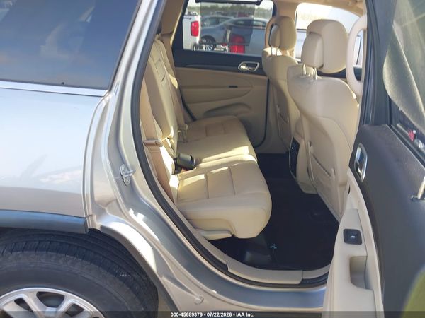 2018 JEEP GRAND CHEROKEE LAREDO 4X2
