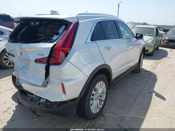 2024 CADILLAC XT4 FWD LUXURY — I4