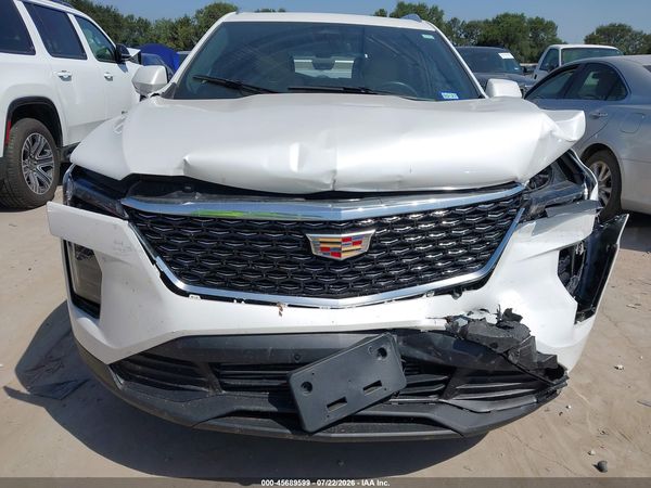 2024 CADILLAC XT4 FWD LUXURY — I154