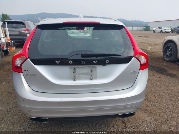 2016 VOLVO V60 T5 DRIVE-E PREMIER