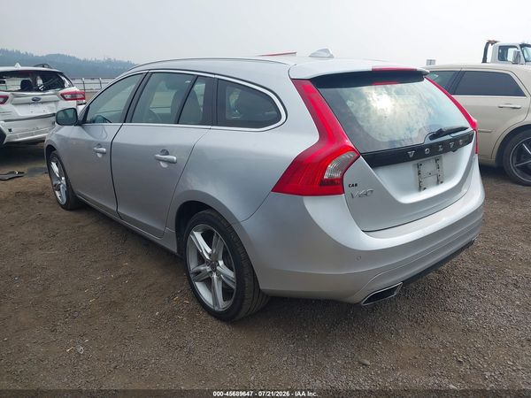 2016 VOLVO V60 T5 DRIVE-E PREMIER