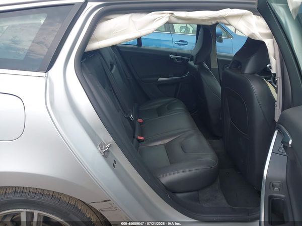 2016 VOLVO V60 T5 DRIVE-E PREMIER