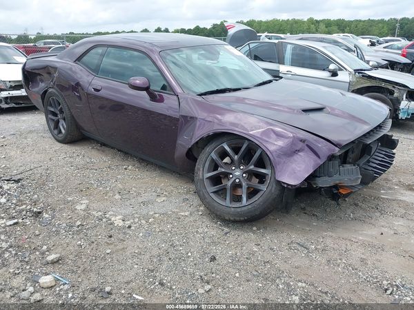 2021 DODGE CHALLENGER SXT