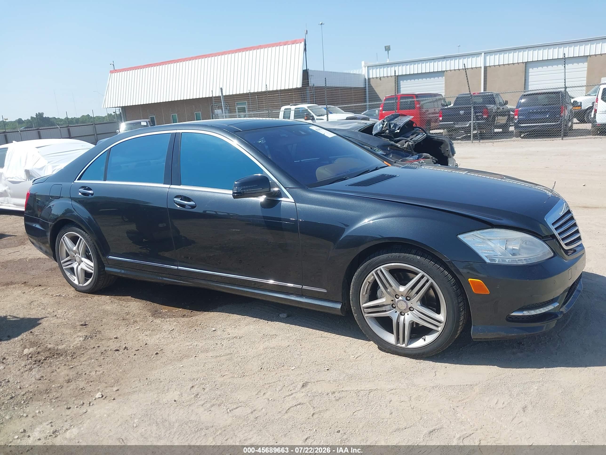 2013 MERCEDES-BENZ S 550 4MATIC