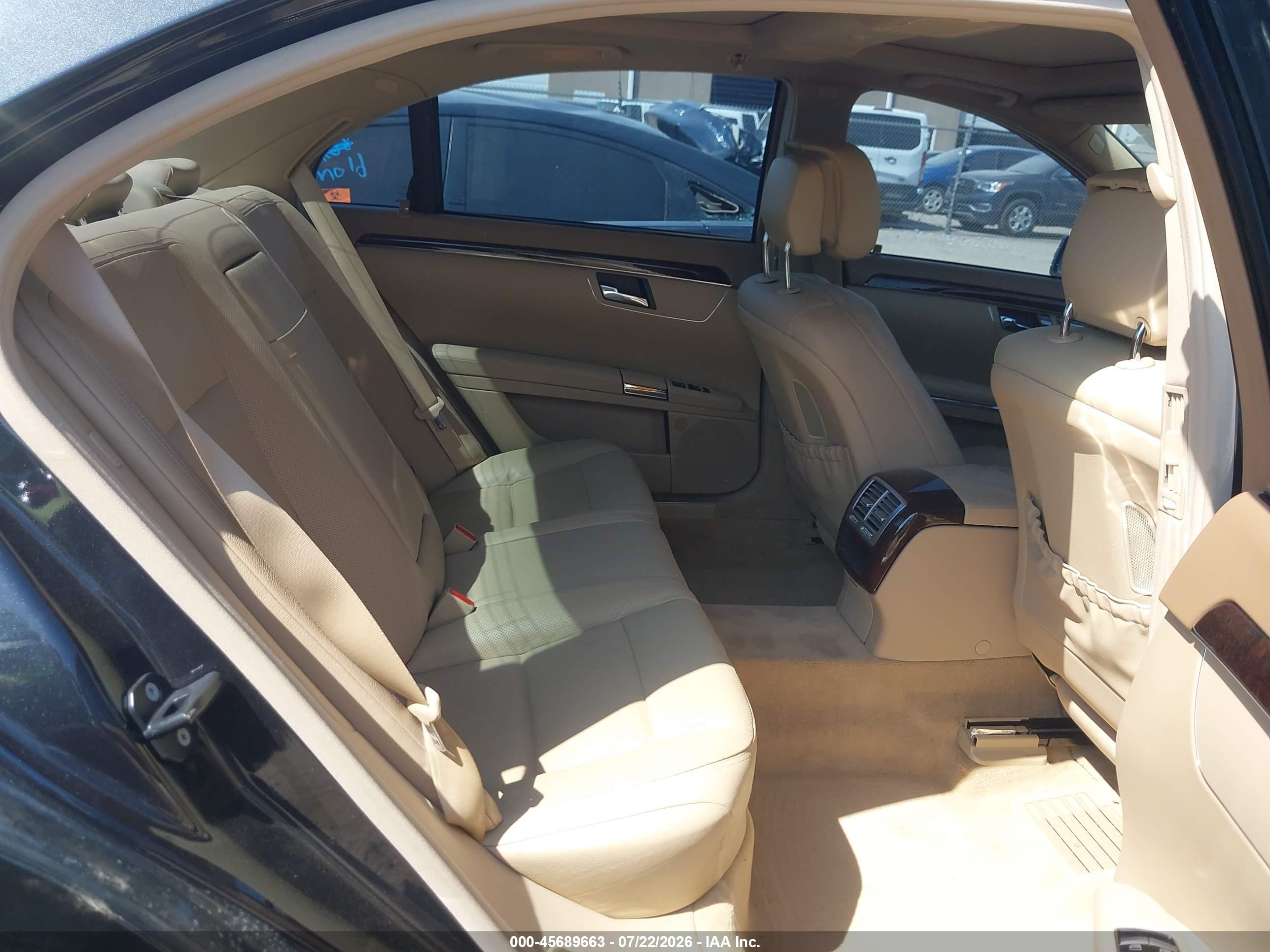 2013 MERCEDES-BENZ S 550 4MATIC