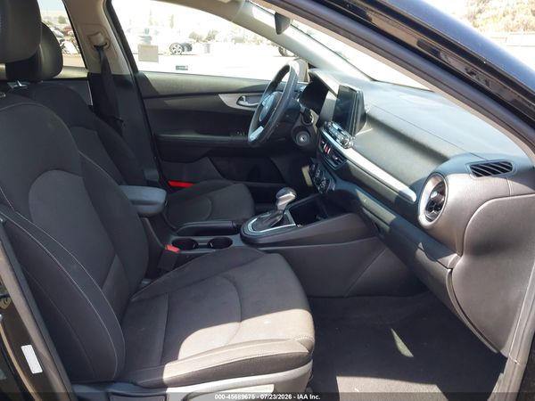2024 KIA FORTE LX