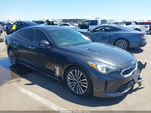 2019 KIA STINGER Base