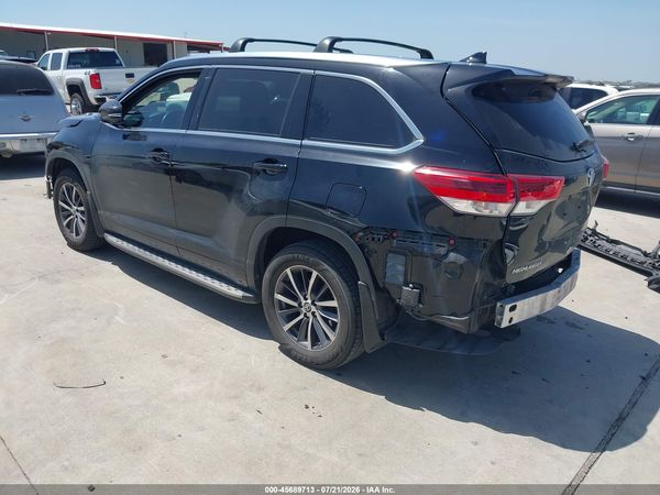 2017 TOYOTA HIGHLANDER XLE