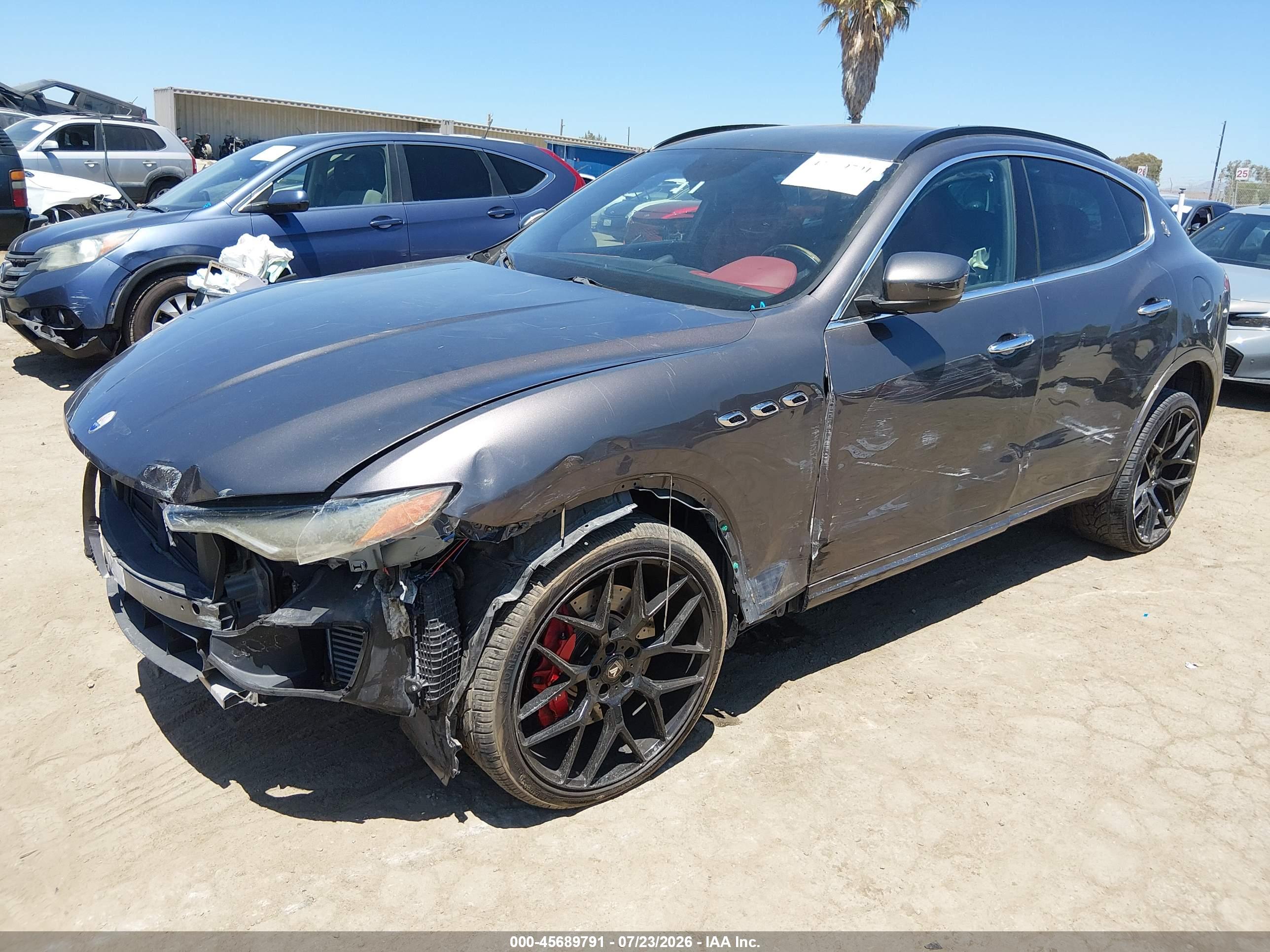 2017 MASERATI LEVANTE S — I2