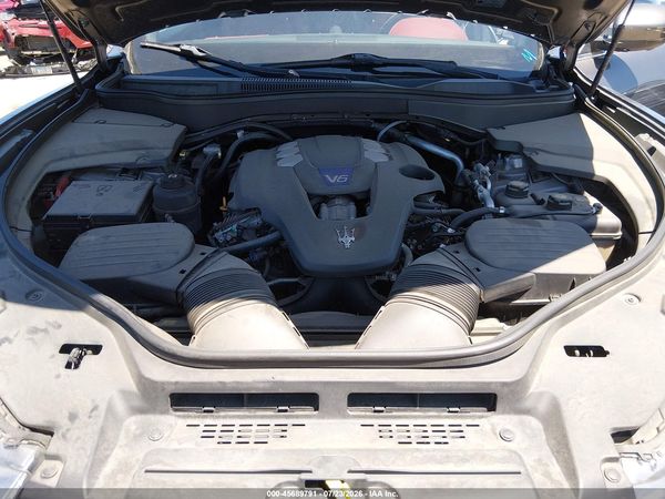 2017 MASERATI LEVANTE S — I10