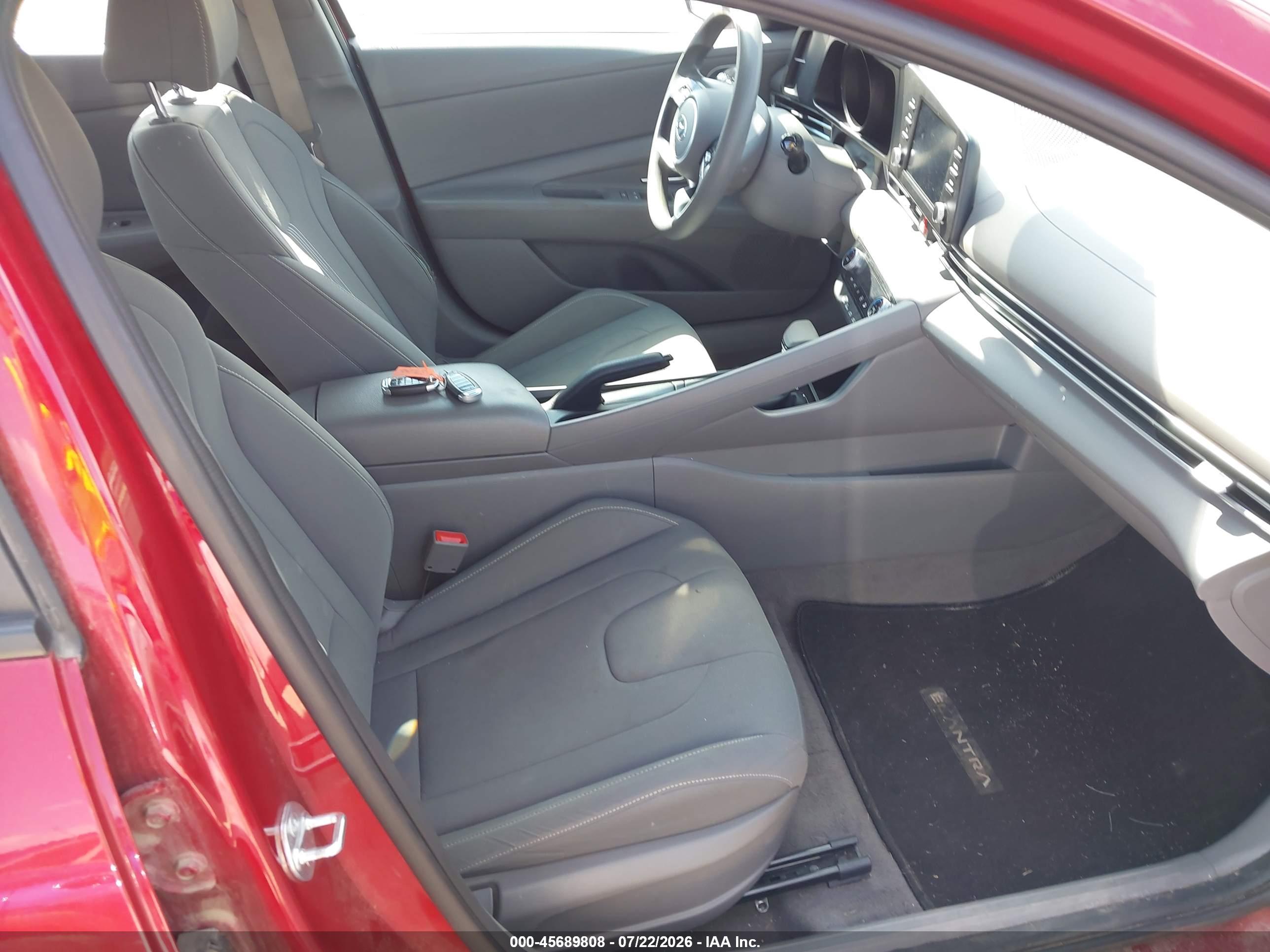 2023 HYUNDAI ELANTRA SEL