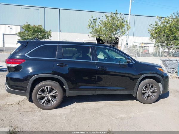 2019 TOYOTA HIGHLANDER LE PLUS