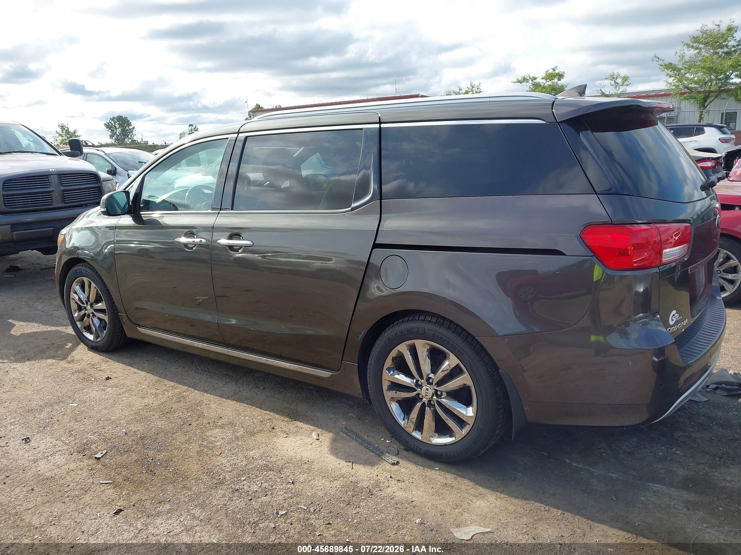 2017 KIA SEDONA SX LUXURY